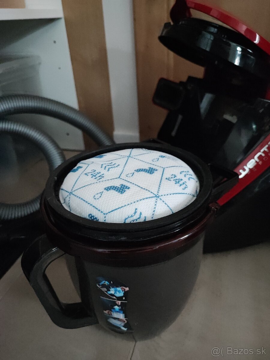 Vysávač bezvreckový Rowenta - 3