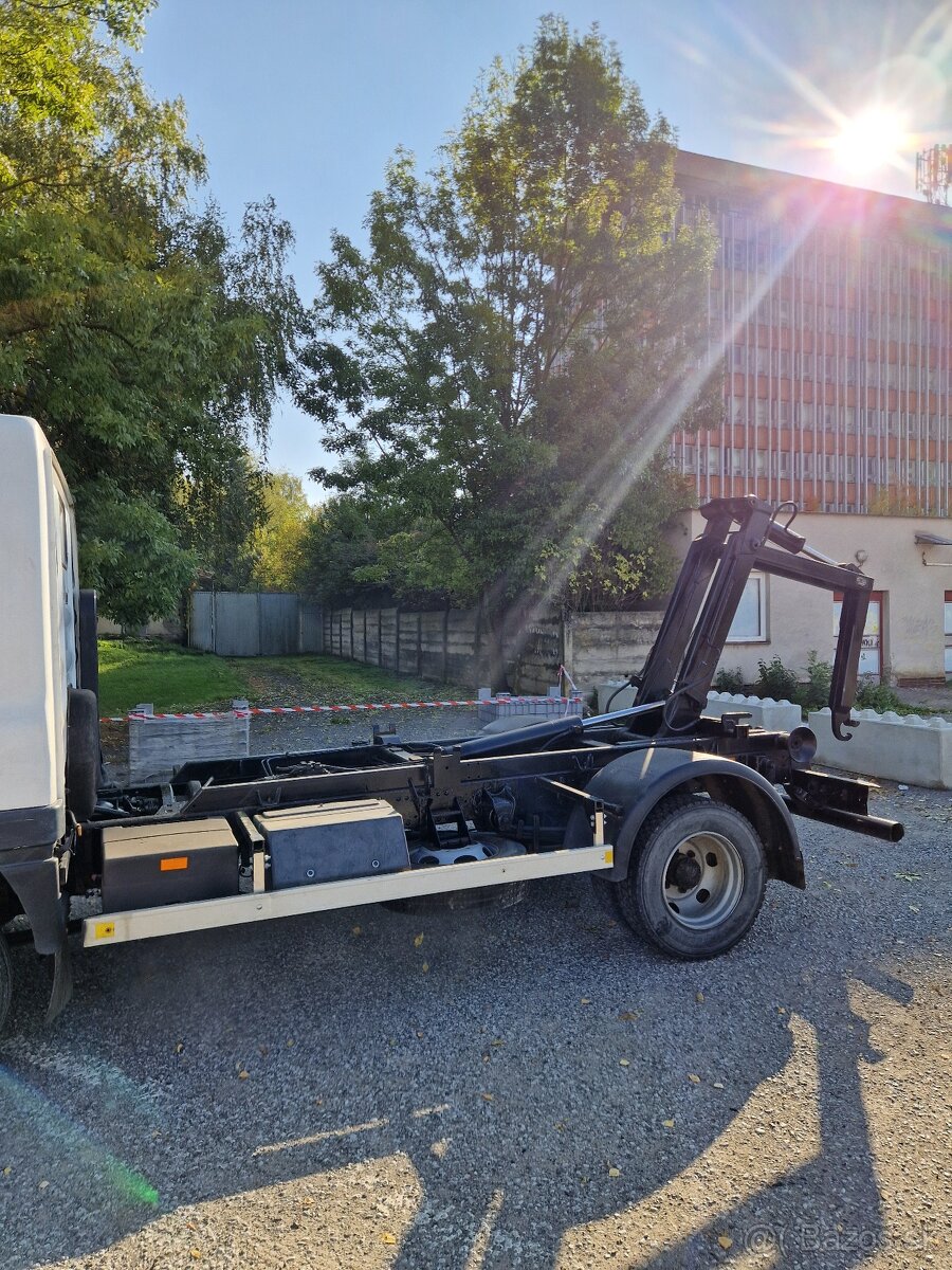 Daewoo Avia D90 Hakovy nosič kontajnerov - 3