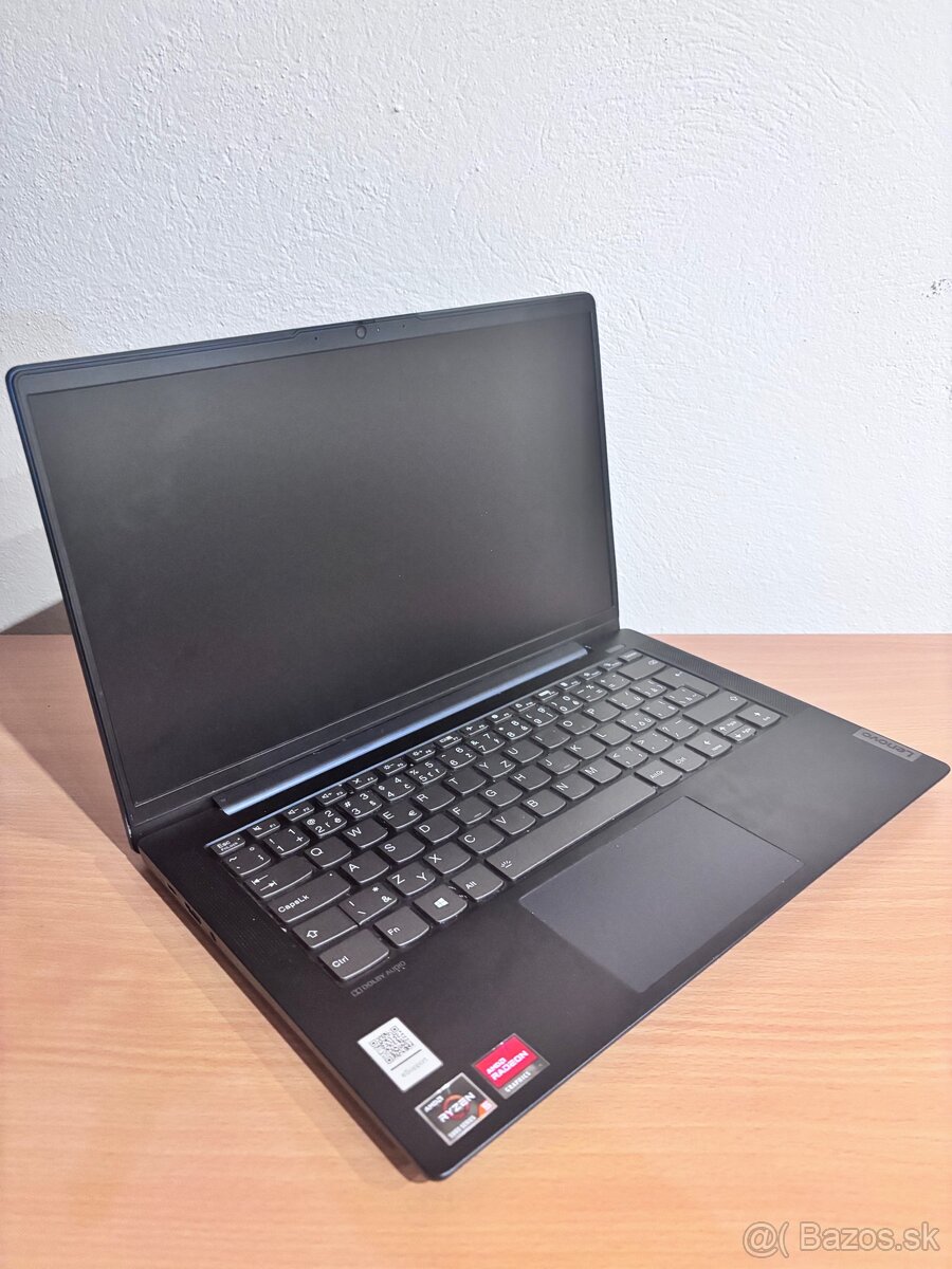 Lenovo IdeaPad 5 - 3