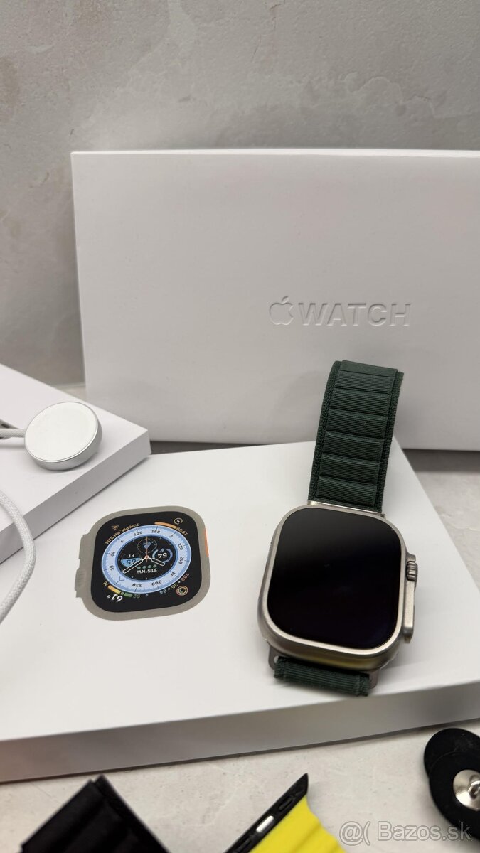 Apple watch Ultra 2 49mm Titanium black - 3