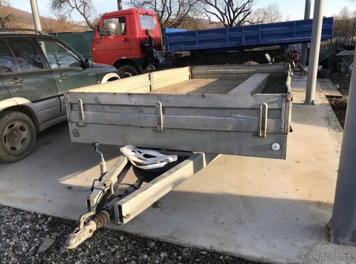 Predám dvojnápravový prívesný vozík 4x2M - 3