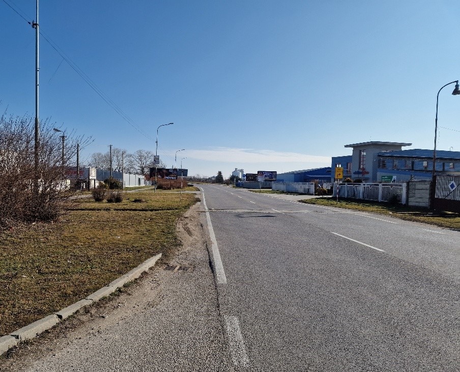 Pozemok v priemyselnej časti mesta Sereď na predaj - 3