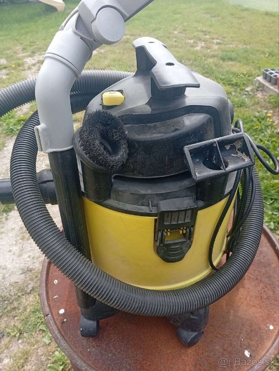 VYSÁVAČ PARKSIDE PNTS1300F5 - 3