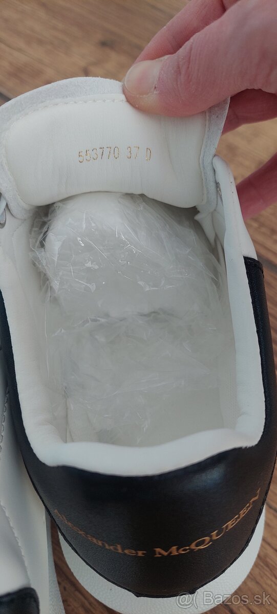 Alexander McQueen - 3