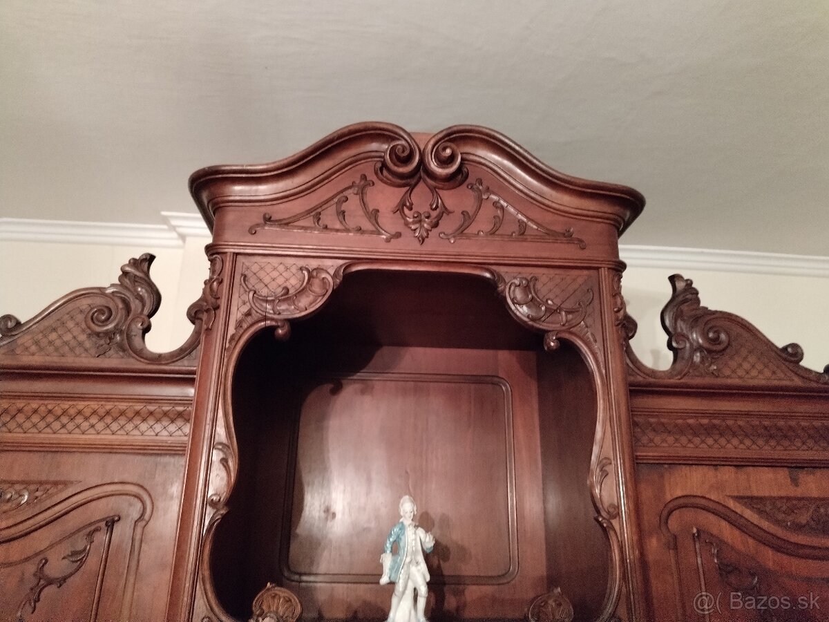 Príborník neobaroko - 3