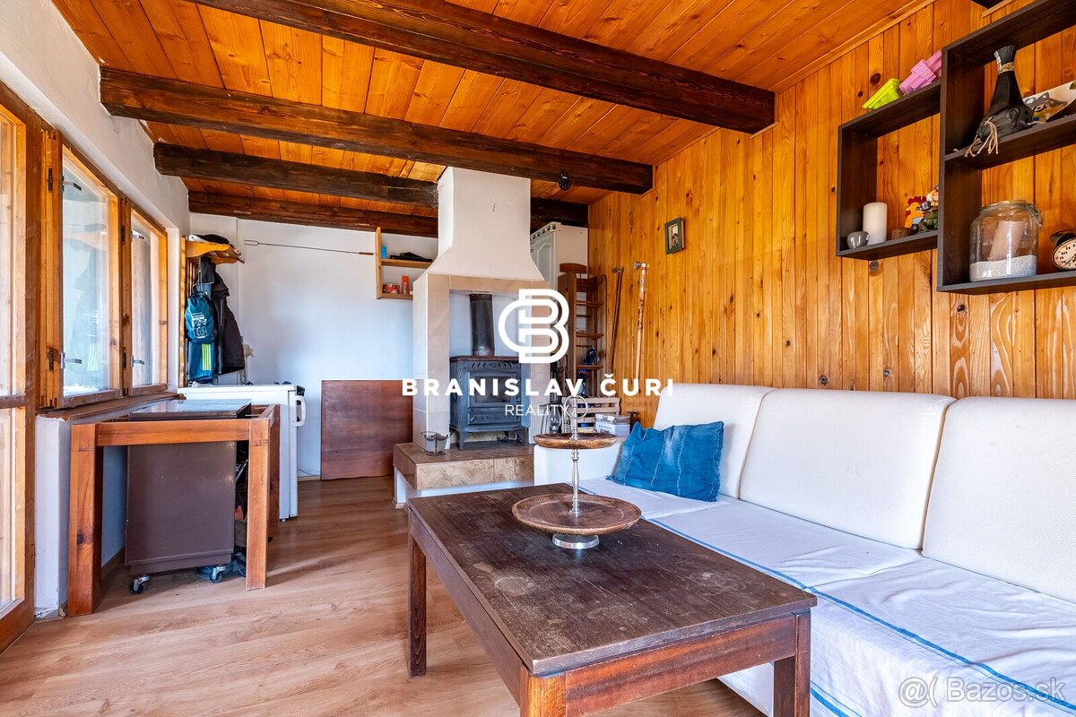 NA PREDAJ CHATA S VEĽKÝM POZEMKOM - KAVEČANY - 3