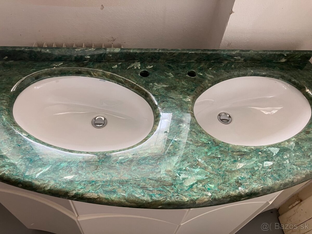 Exkluzívna kúpelňová skriňa s umývadlom - 3