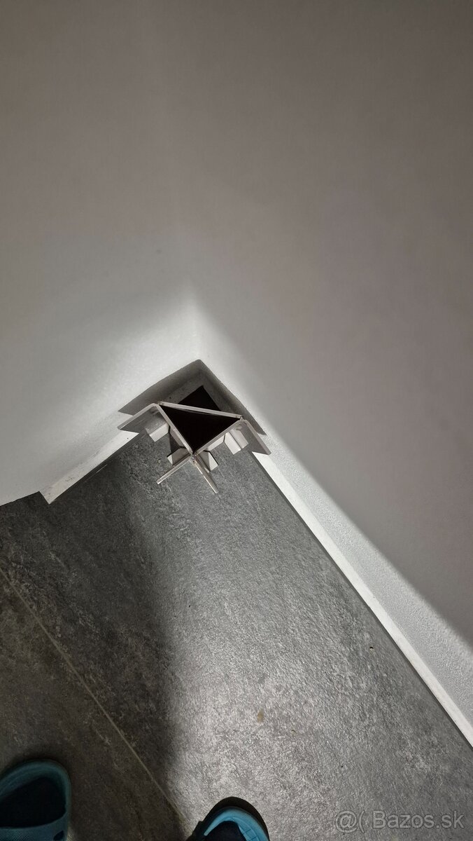 Rohový držiak na vyvýšené zahony 8ks - 3