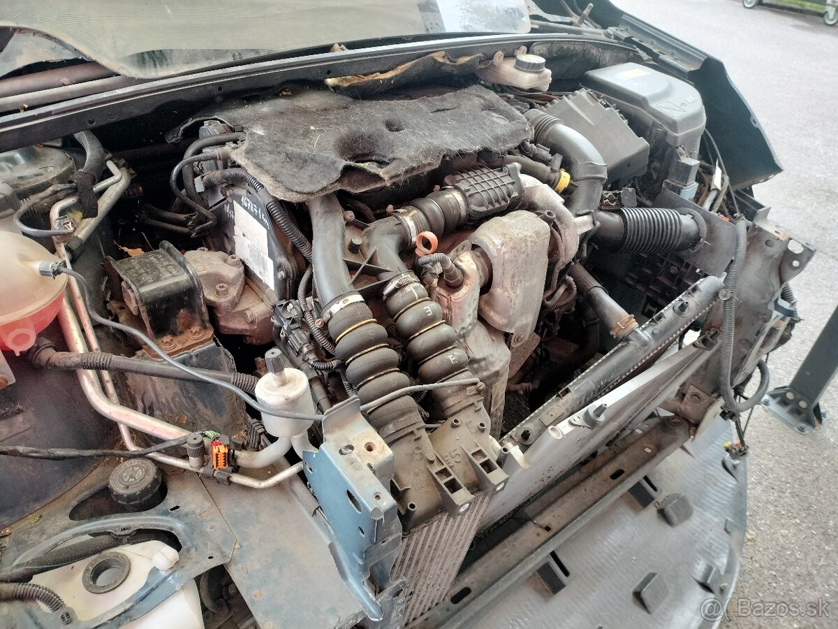 Predám v celku poprípade aj nd Citroen c4 - 3