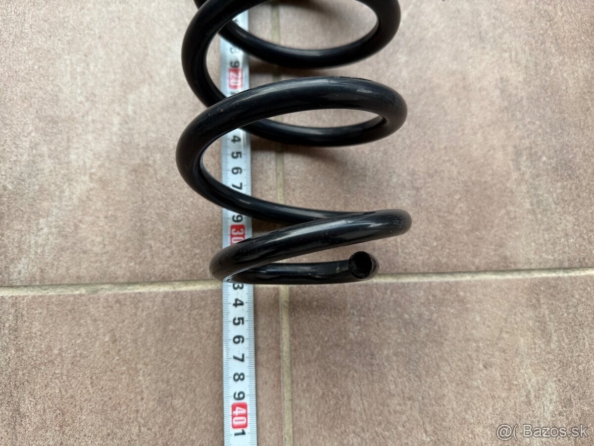 Zadné pružiny Škoda Superb 2 Combi - 3