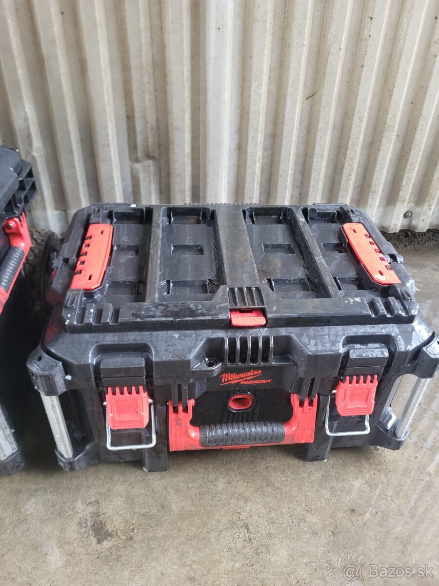 Milwaukee PACKOUT - 3