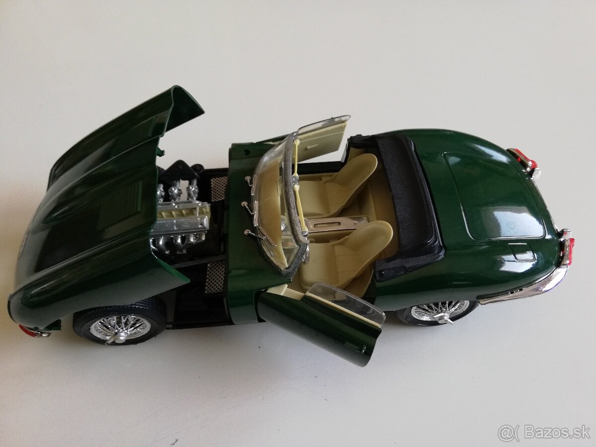 1:18 JAGUAR XK.E - 3