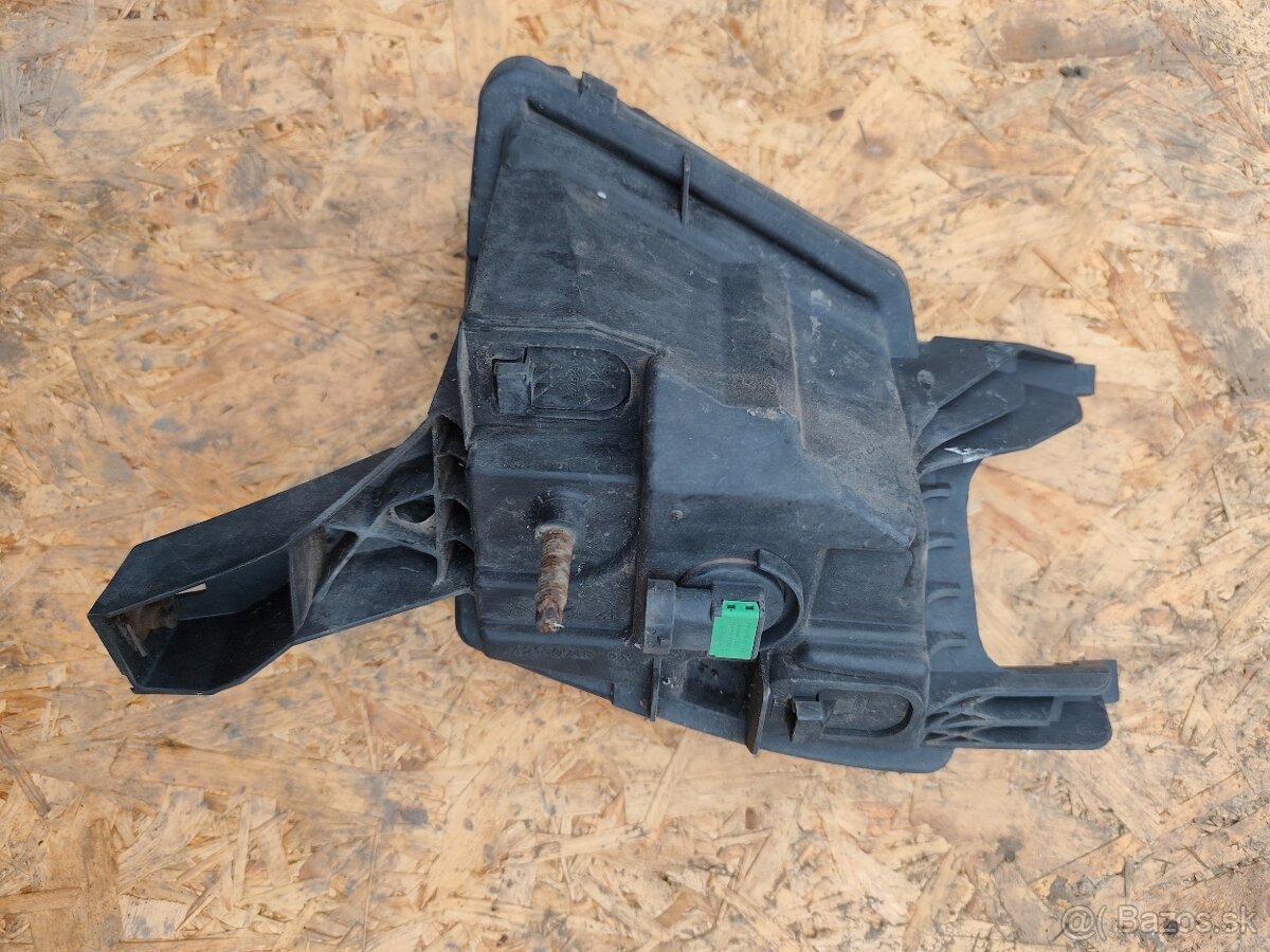 Predná pravá hmlovka Peugeot 407 - 3