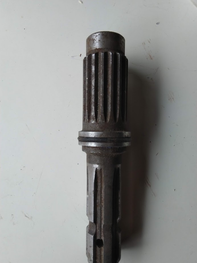 Kardanový hriadeľ pre T-150 - 3