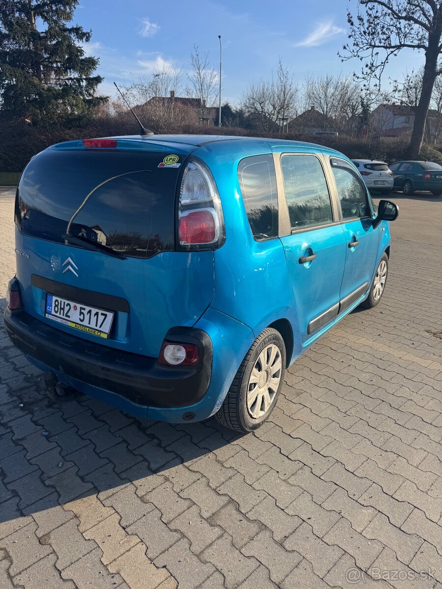 Citroen C3 Picasso 1.4i lpg najeto 166tkm serviska - 3