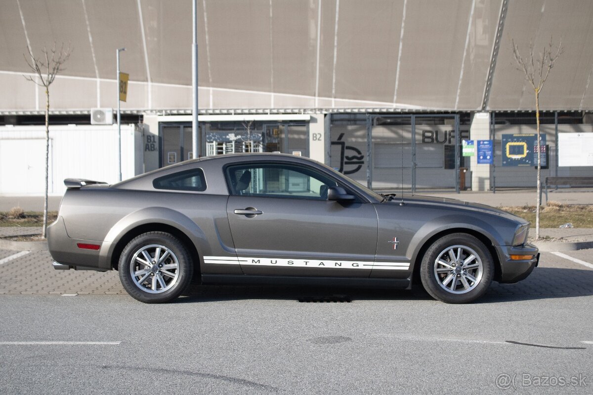 Ford Mustang 155kW (2004) - 3