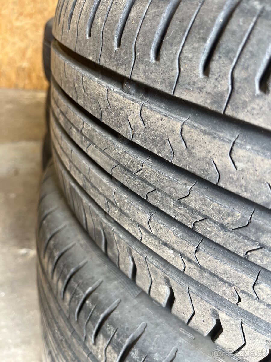 Continental contieco contact5 letne 215/60r17 - 3