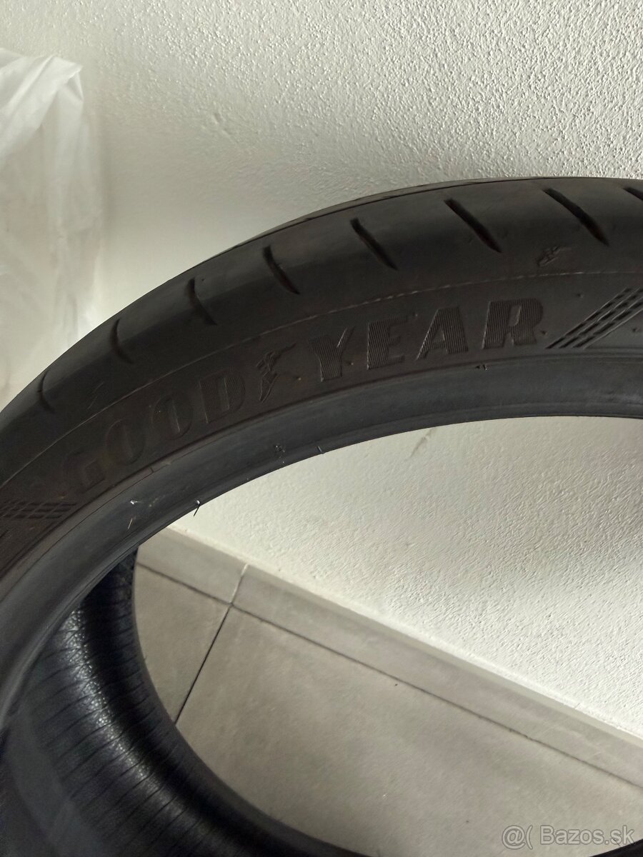 GOODYEAR EAGLE F1 245/35 R20 - 3