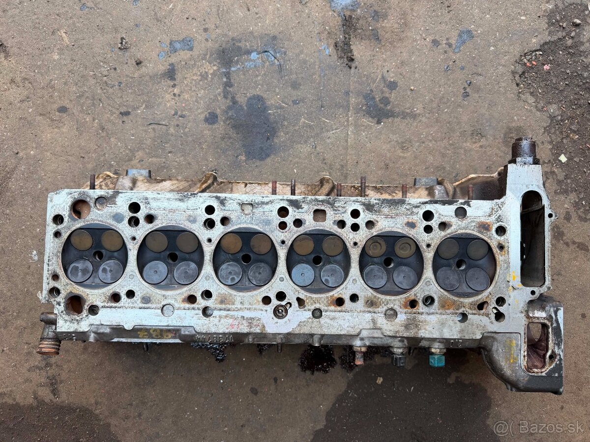 Predám hlavu valcov na BMW e36 320i M50 - 3