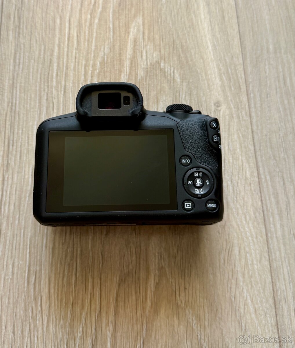 Canon EOS R100 - 3