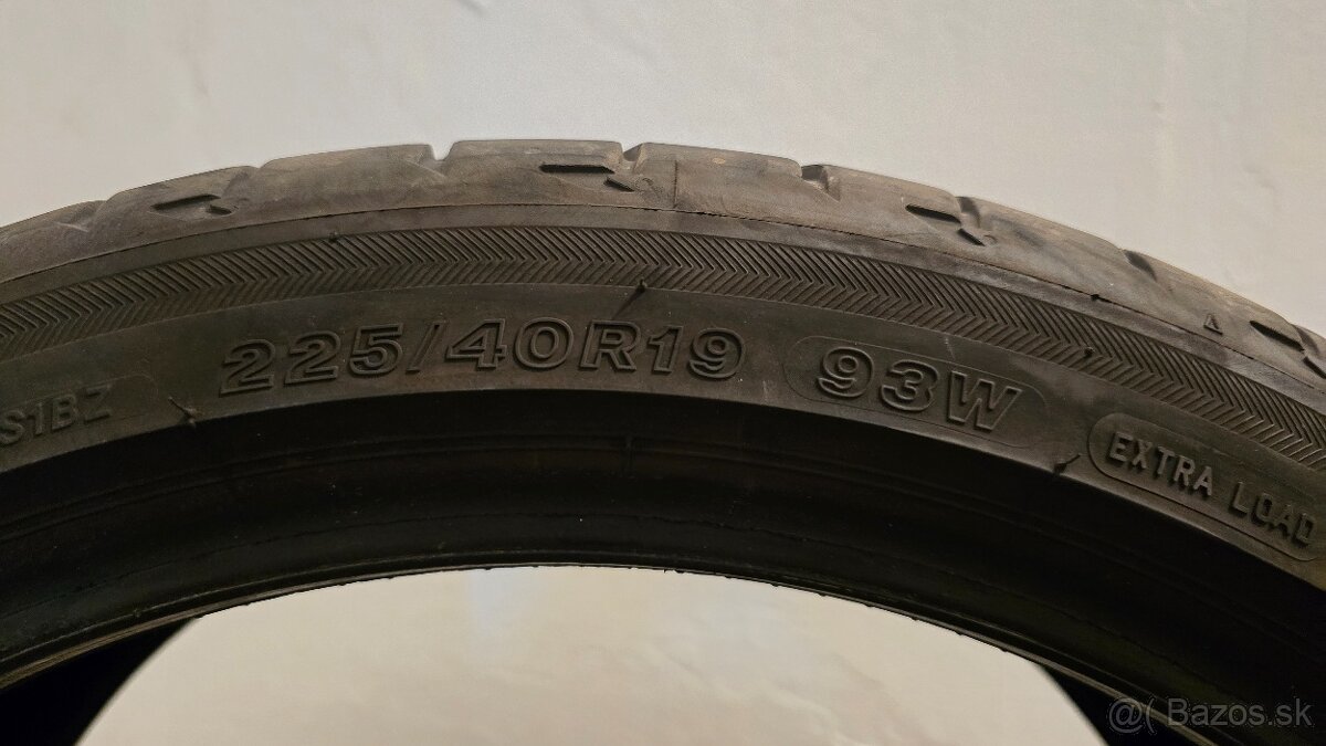 Bridgestone Potenza 225/40 R19 93W - 3