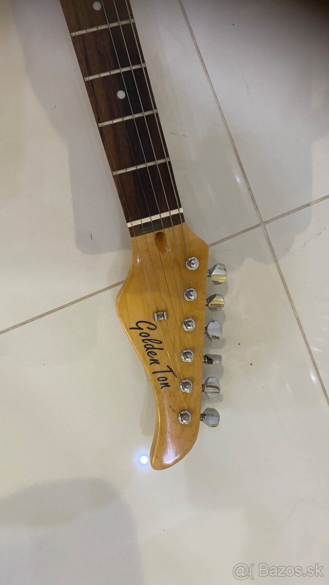 Predam elektrickú gitaru. - 3