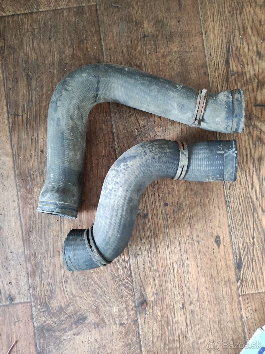 VW Sharan 7M mriežky, hmlovky a lišty - 3