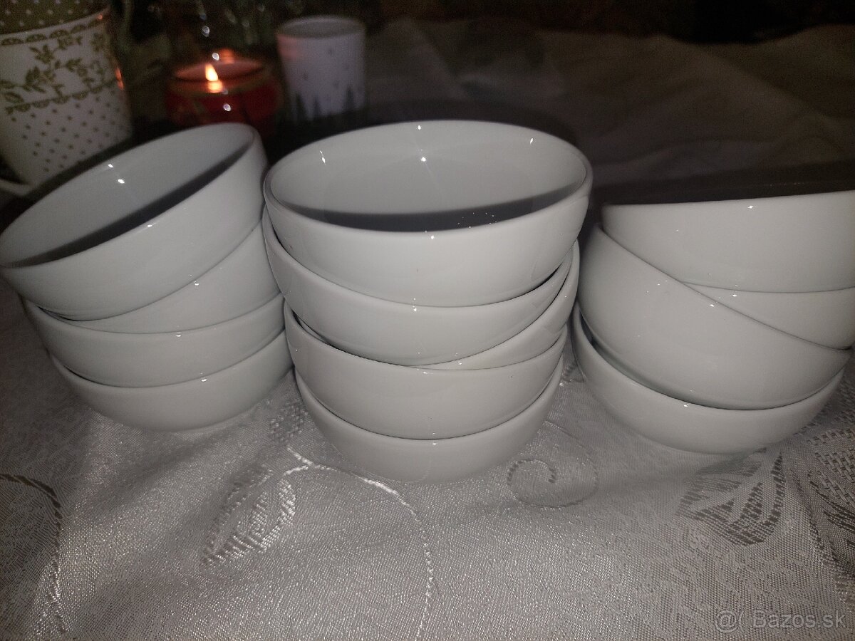 Predám malé keramické misky 13x - 3