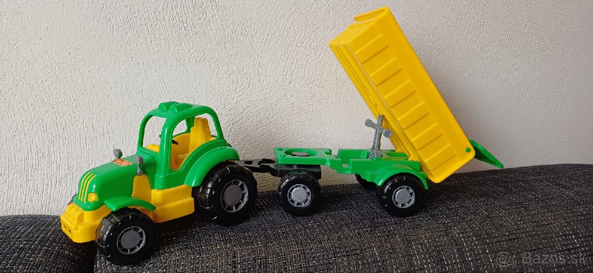 Traktor s prívesom - 3