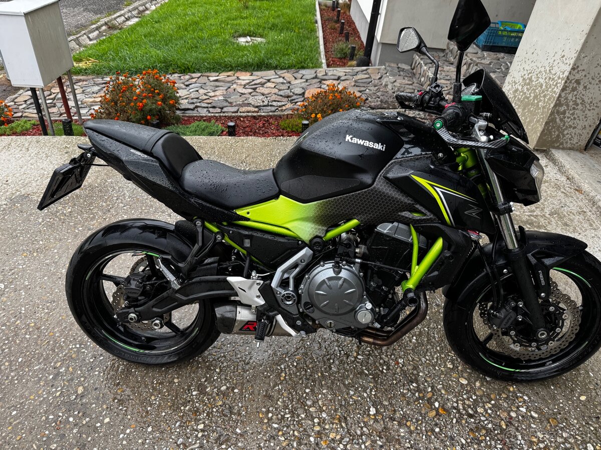 Kawasaki Z650 - 3