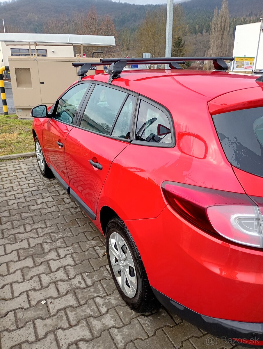 Renault Megane 2010 - 3
