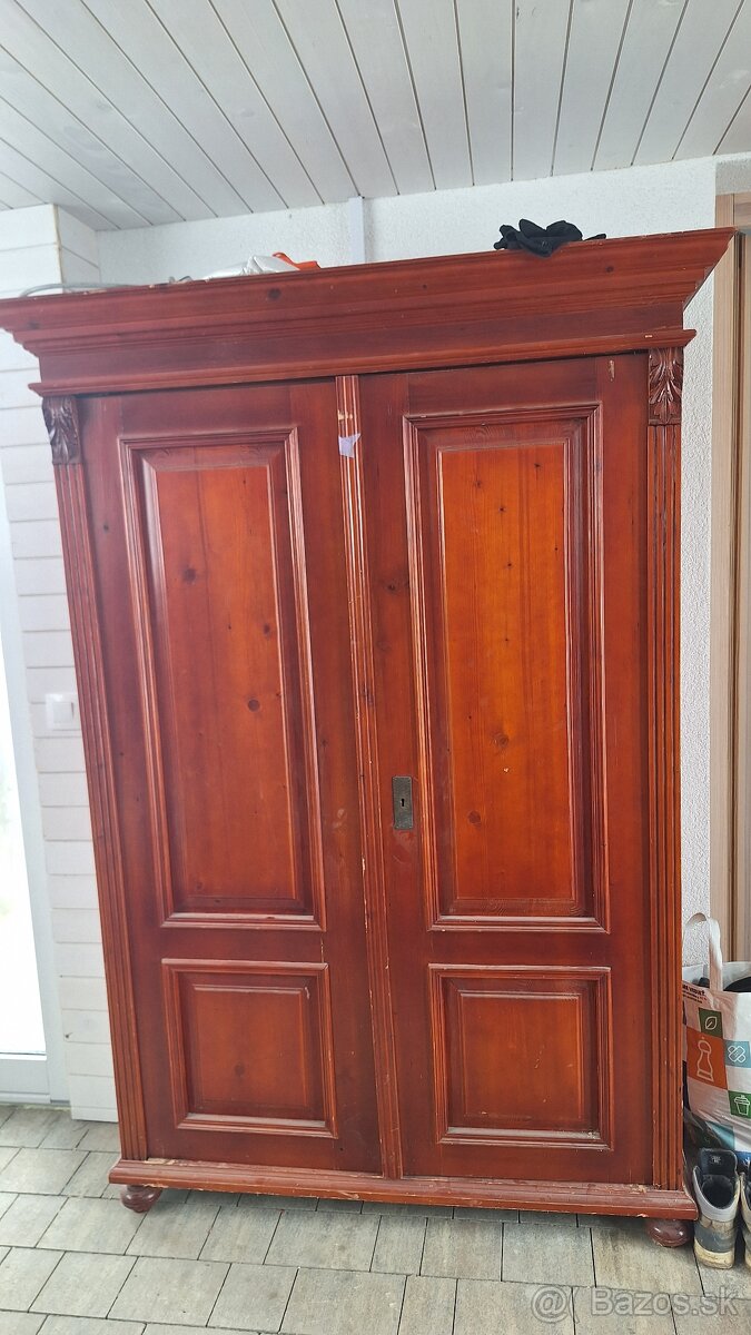 Starožitná skriňa - 3