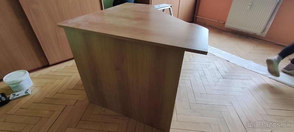 Predám lacno rohový písací stolík - 3