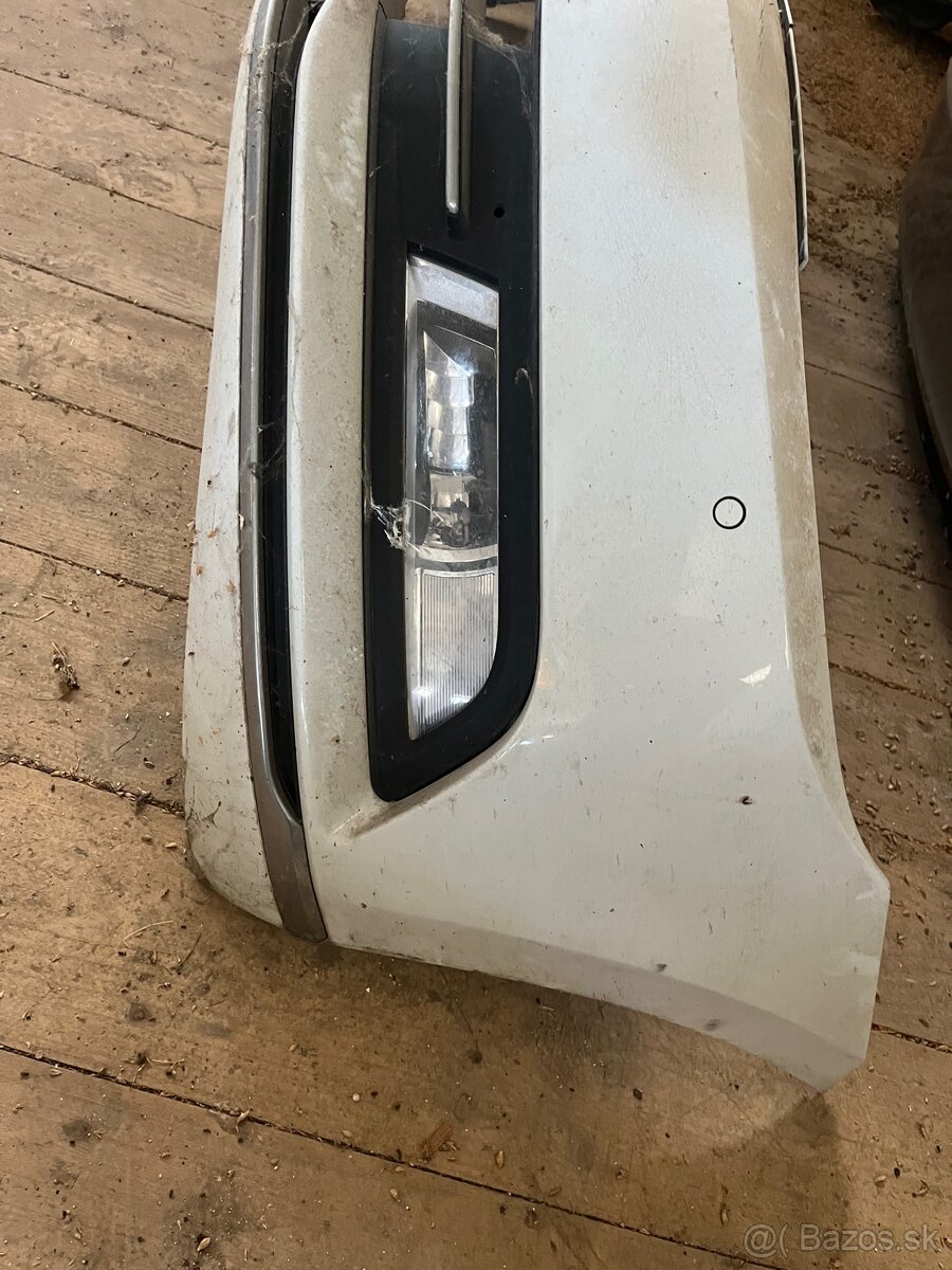 Naraznik passat B8 - 3
