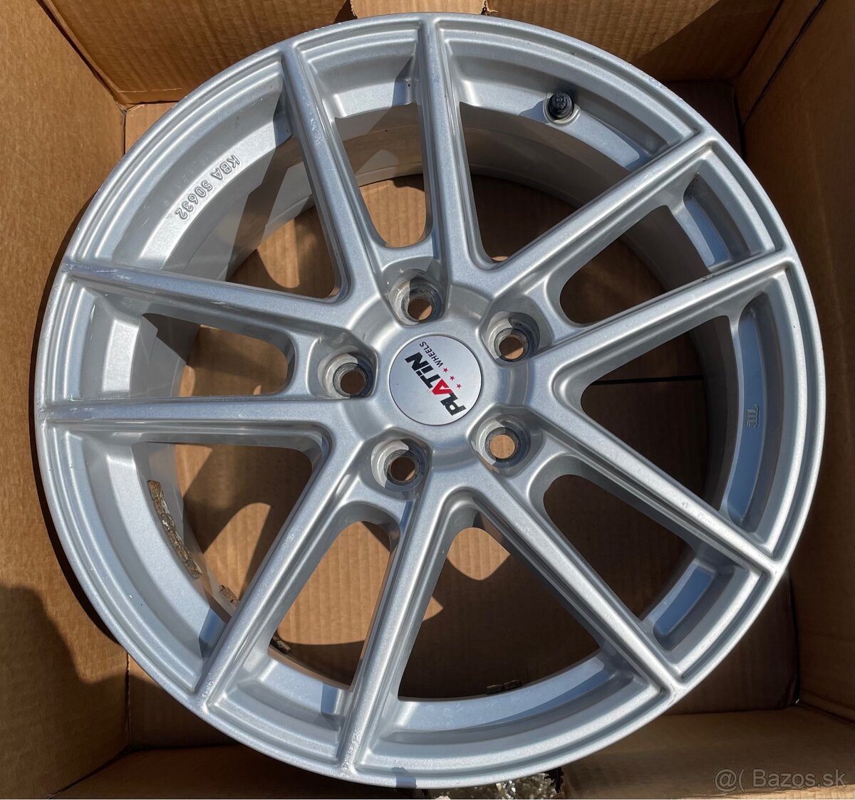 5x112 R17 7,5J ET52 Platin P73 - 3