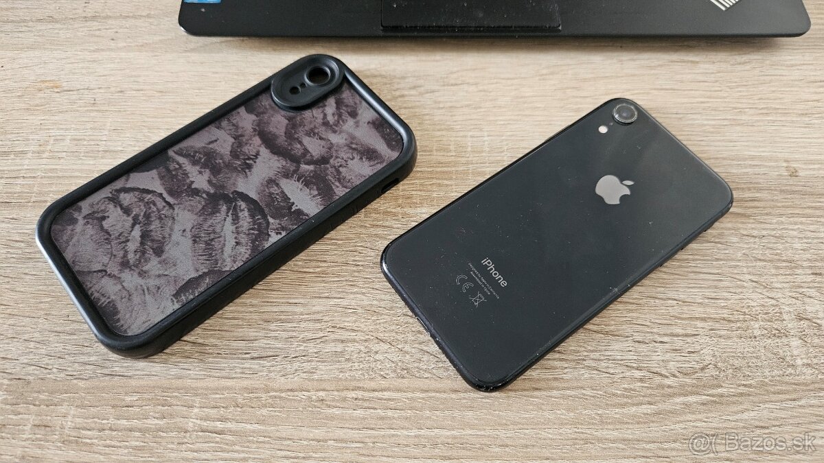 Apple iPhone XR 128GB - 3