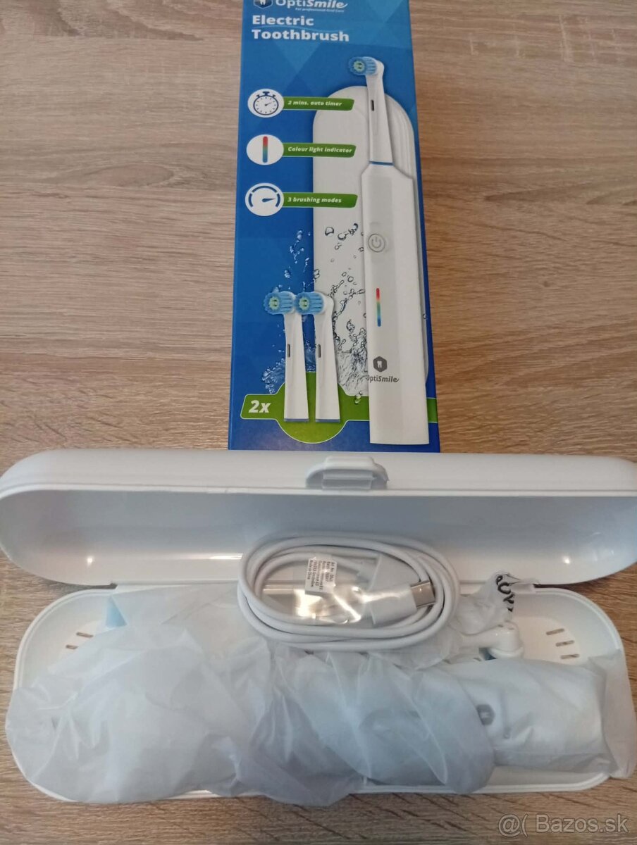 MODERNÁ ELEKTRICKÁ ZUBNÁ KEFKA..plus nástavce - 3