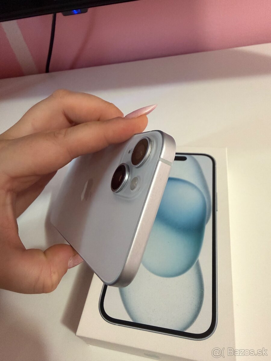 iPhone 15 128 GB - 3