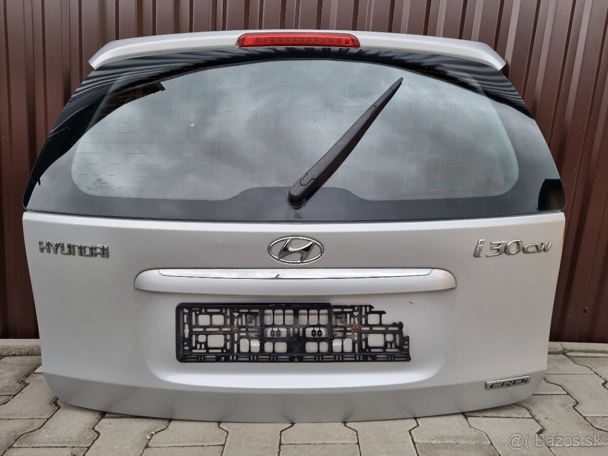 hyundai i30 combi kufrové dvere - 3