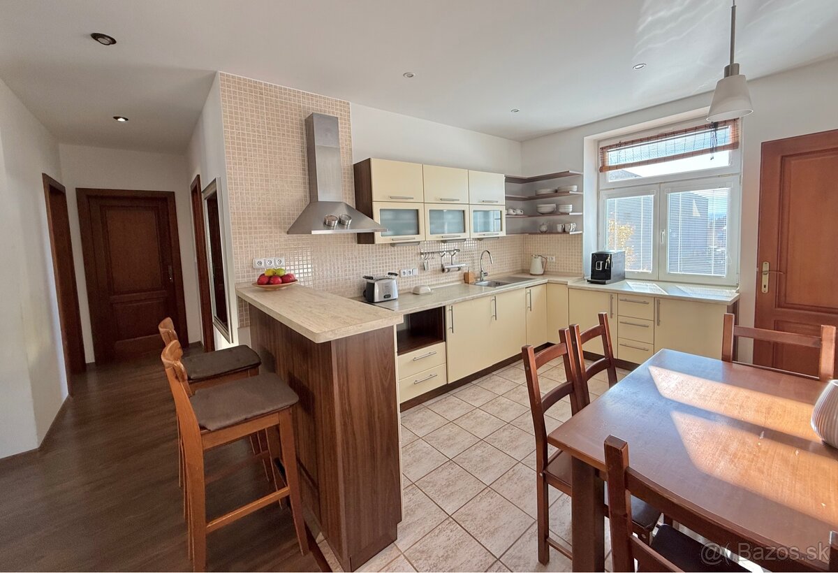 Jedinečný 3 izbový byt Staré Mesto 115m2 - 3