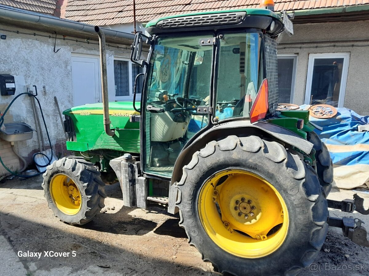 John Deere 5515 F - 3