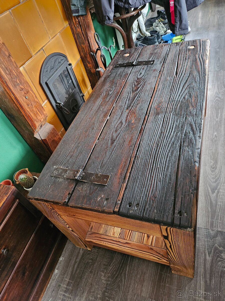 Predám vintage masívny stolík - 3