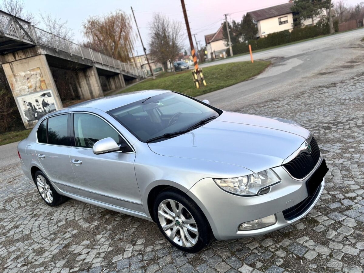 Škoda Superb 2.0TDI 4x4 Elegance - 3
