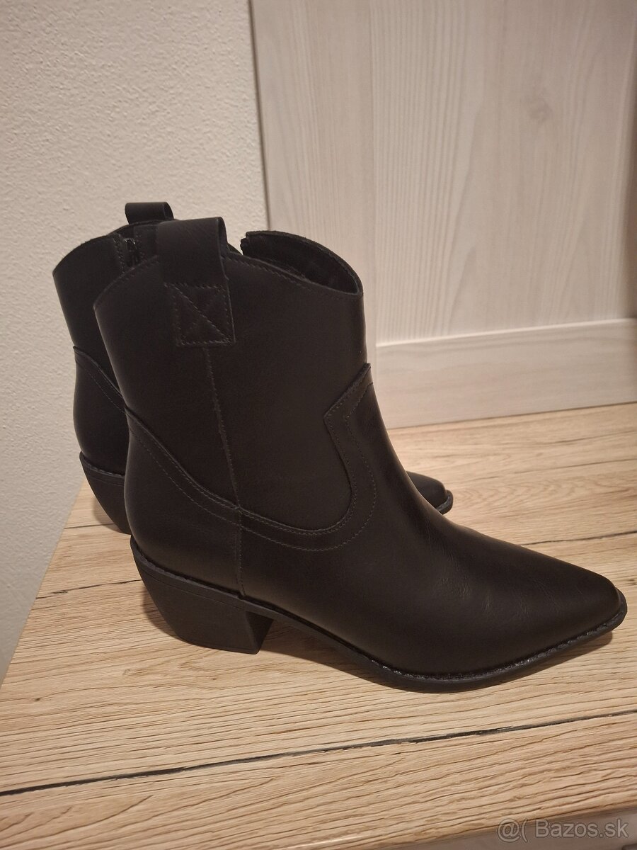 Dámske kotnikove čižmičky - 3