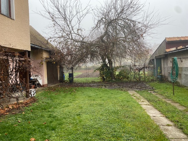 Rodinný dom Očová, tichá ulica, slnečný pozemok, voľný - 3