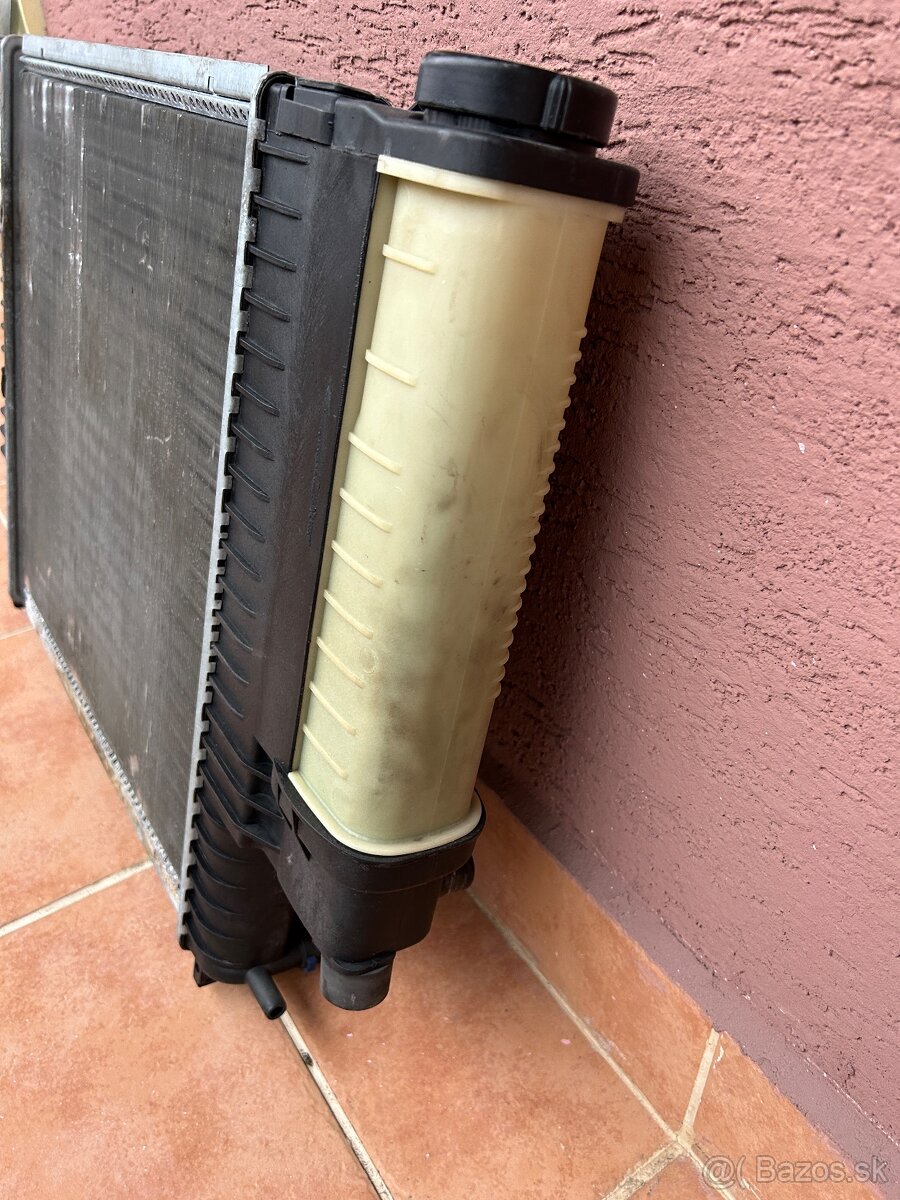 Chladič Bwm e36 - 3