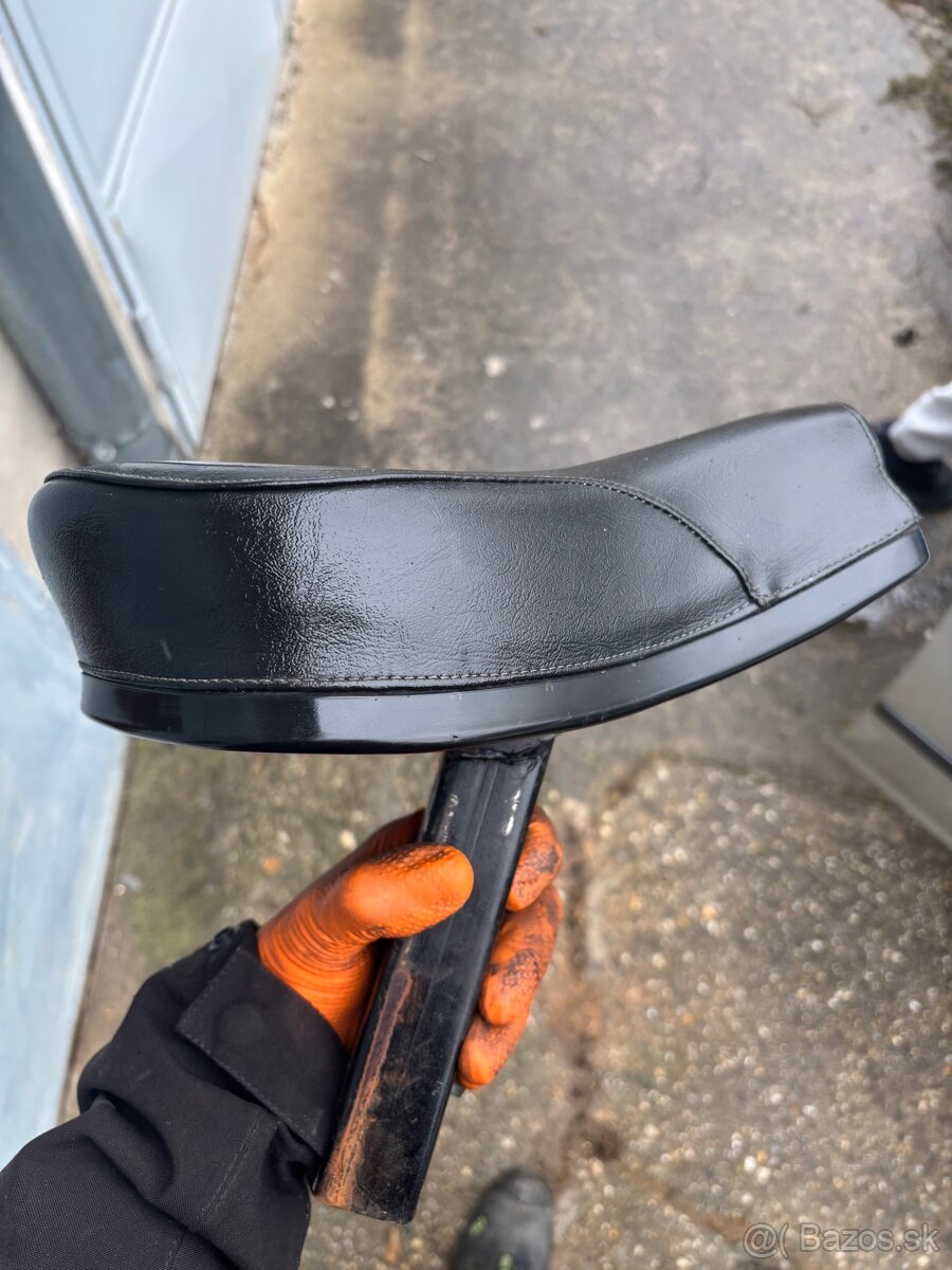 Babetta 210/215/225 sedadlo 2 - 3