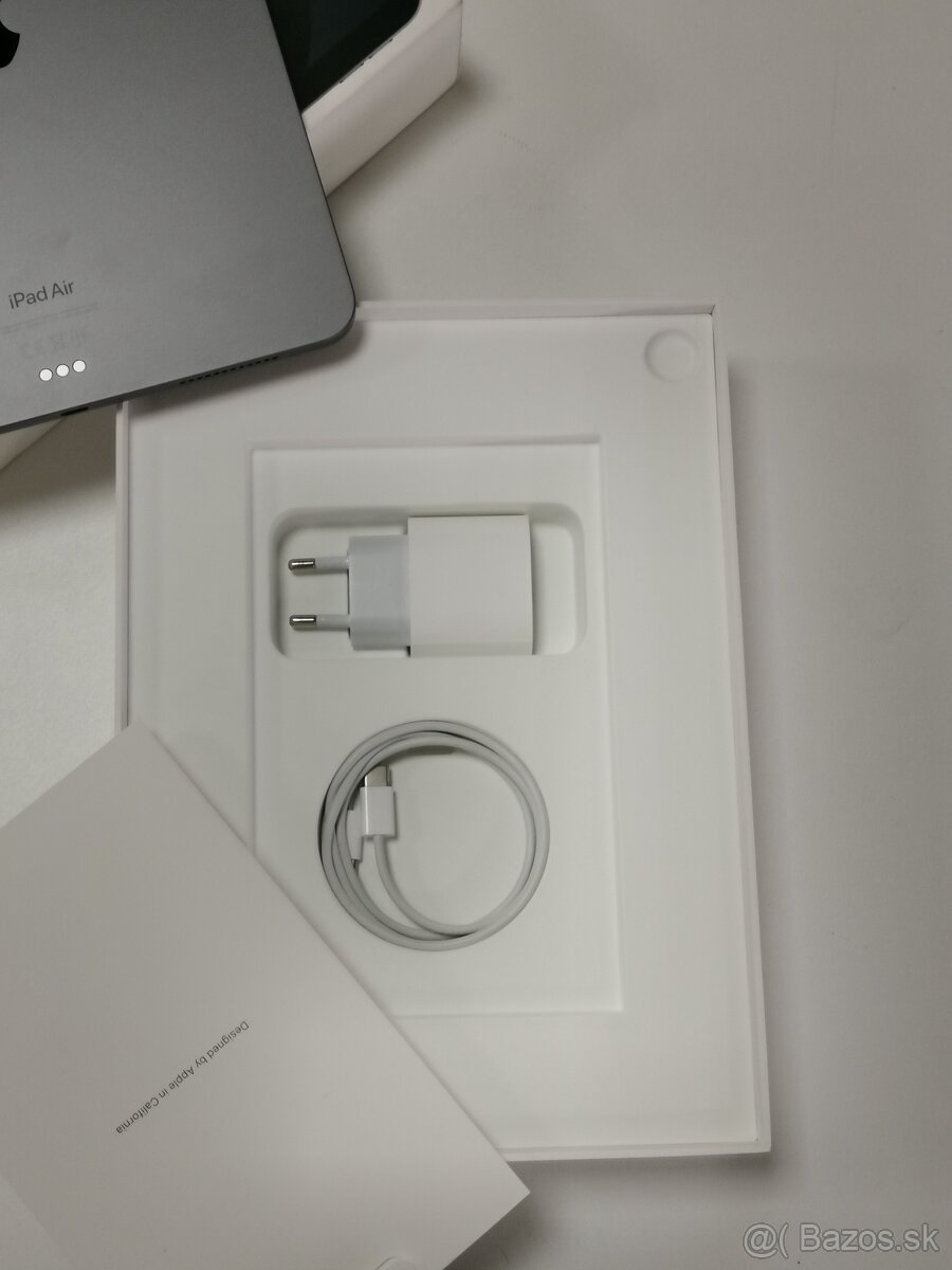 iPad Air 11" 5.gen 64GB Space Gray - 3