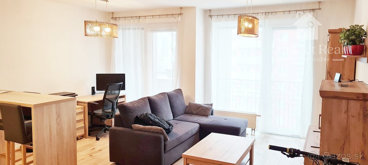 🏡 Moderný 2-izbový byt, 2x loggia, parking - Dúbravka - 3