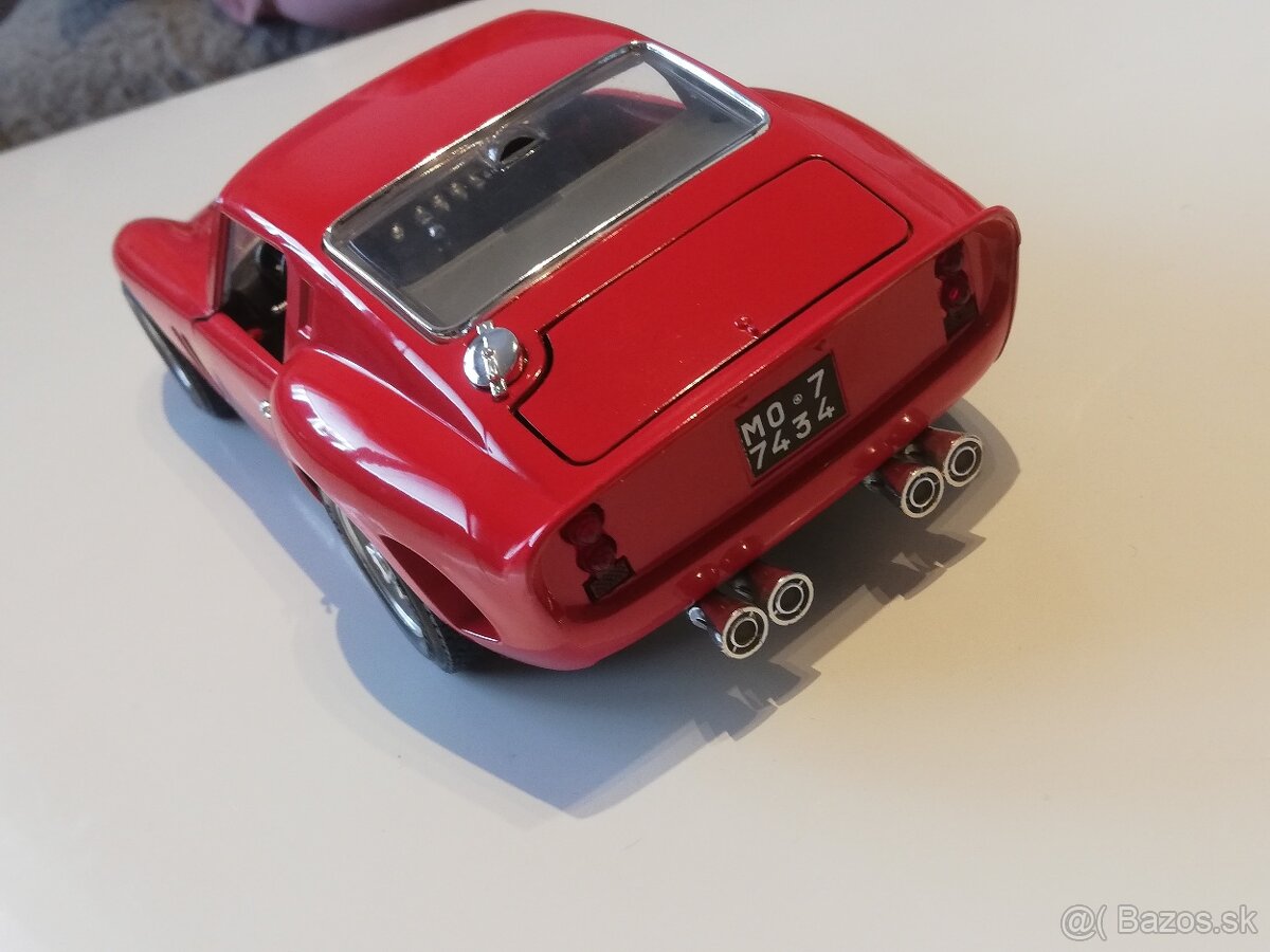 1:18 FERRARI 250 GTO Bburago - 3